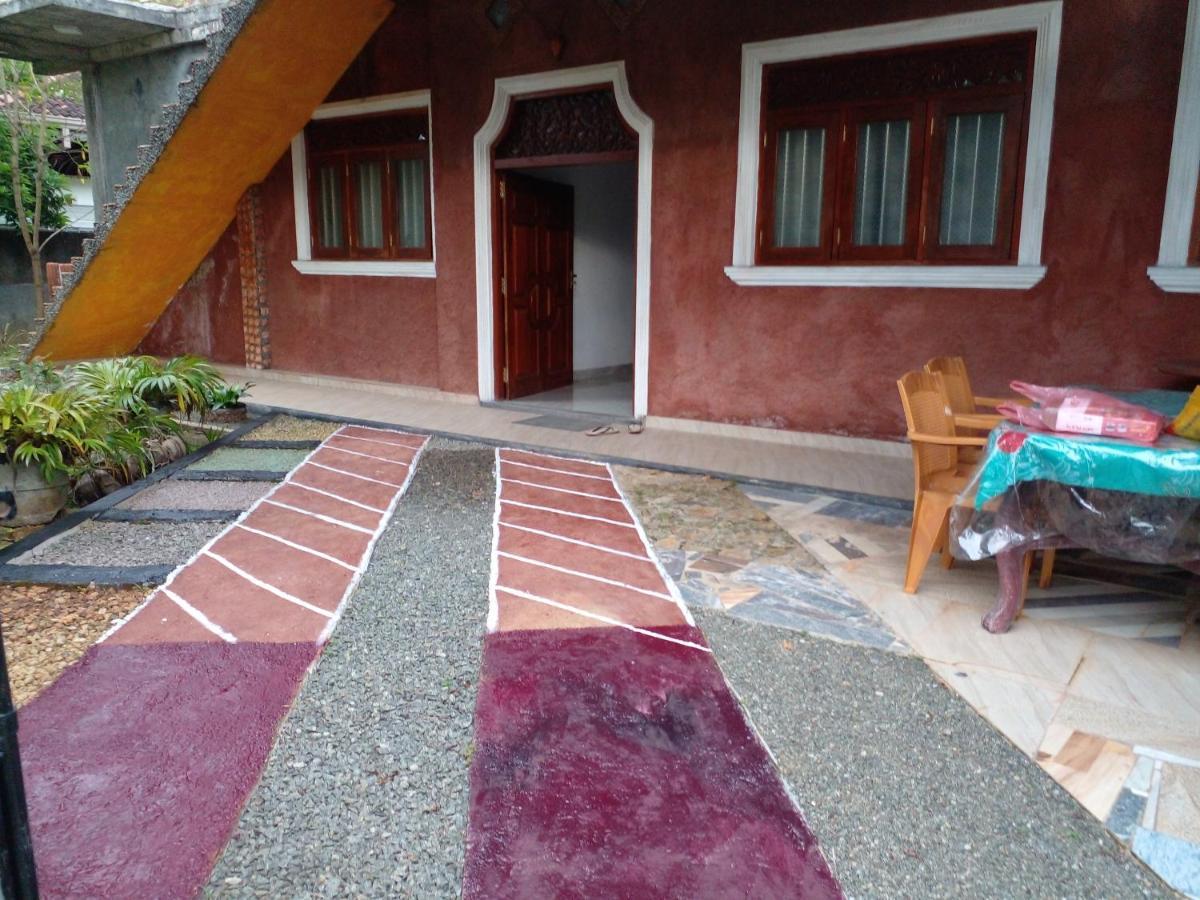 Star Home Stay Bentota Exteriör bild