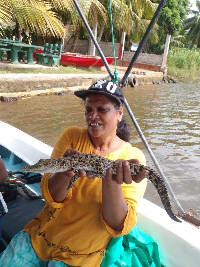 Star Home Stay Bentota Exteriör bild